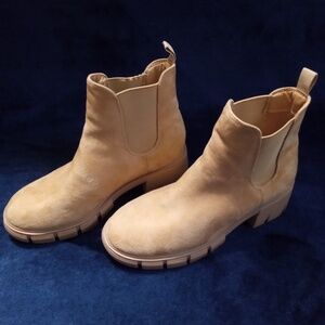 Women's Tan Boots